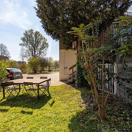 Nyaraló La Maison Des Poneys Le Pian-Médoc