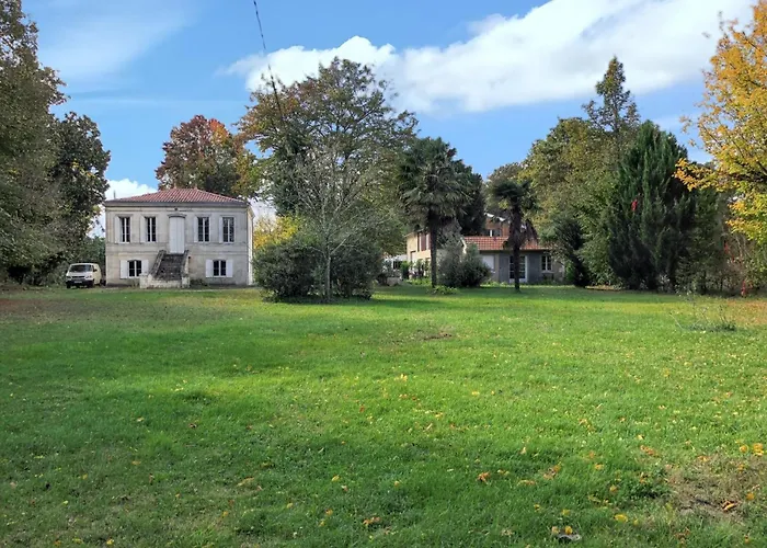 La Maison Des Poneys * Le Pian-Médoc